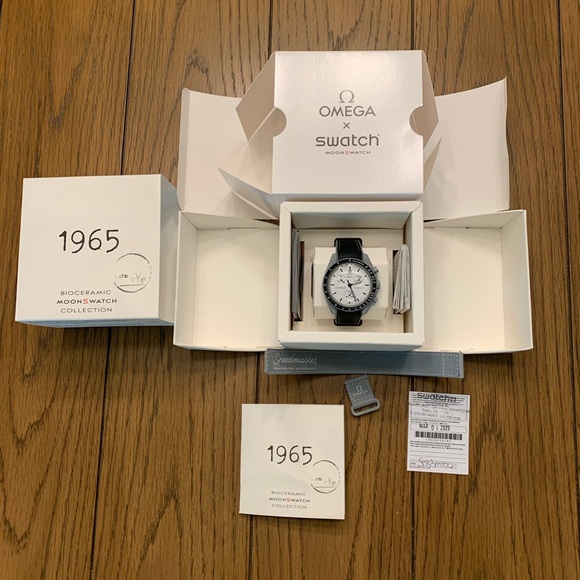 Omega x Swatch MoonSwatch 1965 - Picture 4 of 9